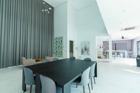 Chalet de 6 dormitorios en Hua Hin, Tailandia № 147011 - foto 9