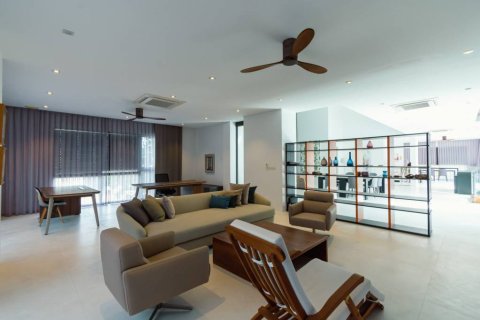 Chalet de 6 dormitorios en Hua Hin, Tailandia № 147011 - foto 8