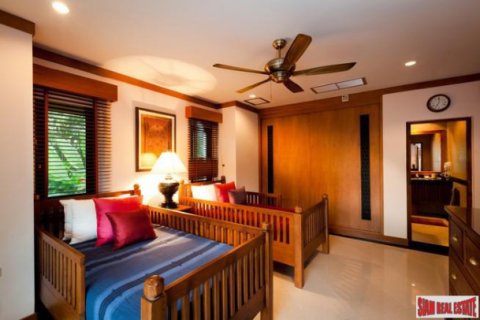 Oficina 550 m2 en Nai Harn Beach, Tailandia № 202594 - foto 2