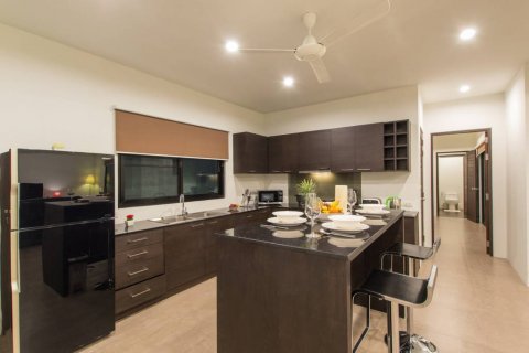 Chalet de 3 dormitorios en Phuket, Tailandia № 119239 - foto 10