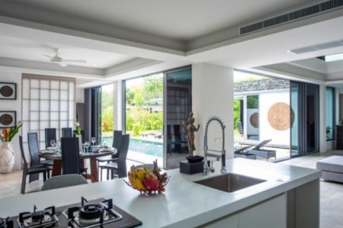 Chalet de 4 dormitorios en Phuket, Tailandia № 191203 - foto 6