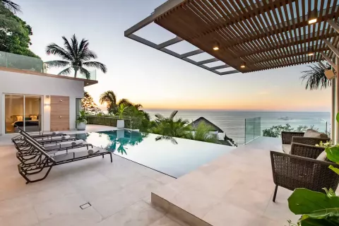 Villa in Phuket, Thailand 4 Schlafzimmer № 141156 - Foto 8