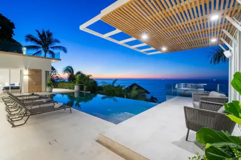 Villa in Phuket, Thailand 4 Schlafzimmer № 141156 - Foto 14