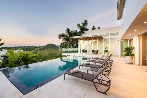 Villa in Phuket, Thailand 4 Schlafzimmer № 141156 - Foto 23