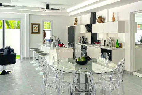 บ้านในราไวย์, ประเทศไทย 5 ห้องนอน № 153928 - รูปถ่าย 5