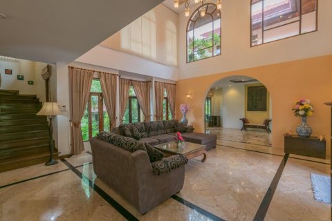 Haus in Rayong, Thailand 5 Schlafzimmer № 47427 - Foto 3
