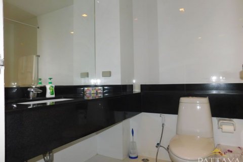 Condominio de 2 dormitorios en Pattaya, Tailandia № 47425 - foto 13