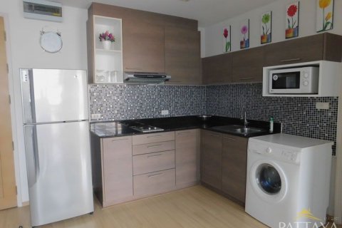 Condominio de 2 dormitorios en Pattaya, Tailandia № 47425 - foto 2