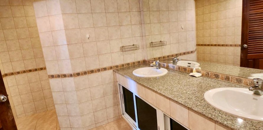 Condominio de 1 dormitorio en Jomtien Beach, Pattaya, Tailandia № 47423