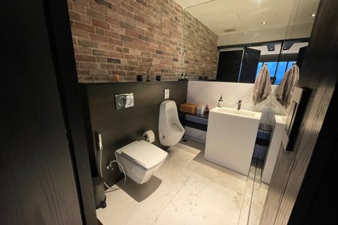 Ático de 2 dormitorios en Bangkok, Tailandia № 180857 - foto 16