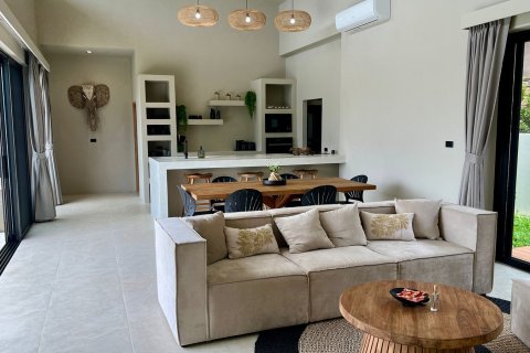 Chalet de 3 dormitorios en Ko Samui, Tailandia № 172475 - foto 16