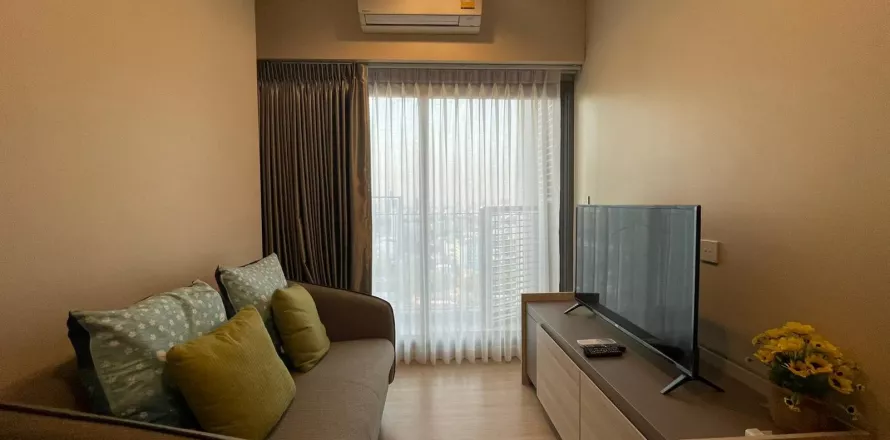 Studio dans le Condo à Phra Khanong, Bangkok, Thaïlande № 140110