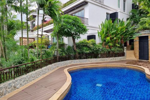 Condo in Phuket, Thailand, 3 bedrooms № 171727