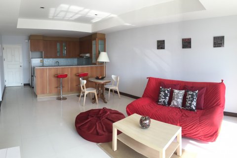 Condo in Bangkok, Thailand, 2 bedrooms  № 143797