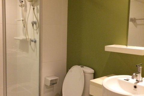 Condominio de 2 dormitorios en Bangkok, Tailandia № 143796 - foto 13
