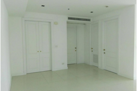 Condominio de 2 dormitorios en Bangkok, Tailandia № 143799 - foto 2