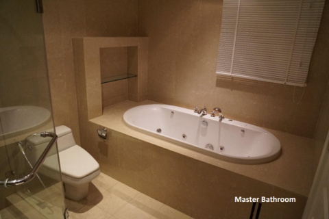 Condominio de 2 dormitorios en Bangkok, Tailandia № 143799 - foto 4