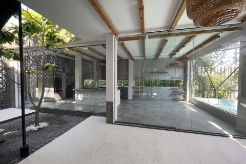 Chalet de 3 dormitorios en Hua Hin, Tailandia № 169915 - foto 29