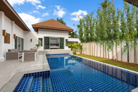 Villa in Phuket, Thailand 4 bedrooms № 54367 - photo 11