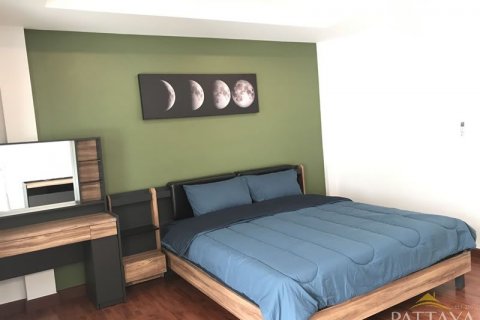 Casa de 4 dormitorios en Pattaya, Tailandia № 54365 - foto 4