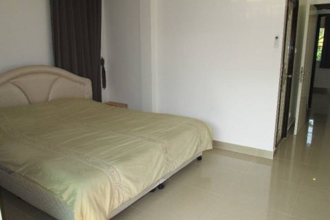 Casa de 3 dormitorios en Pattaya, Tailandia № 54364 - foto 17