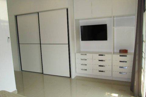 Casa de 3 dormitorios en Pattaya, Tailandia № 54364 - foto 4