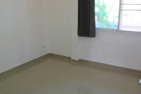 Casa de 3 dormitorios en Pattaya, Tailandia № 54364 - foto 8
