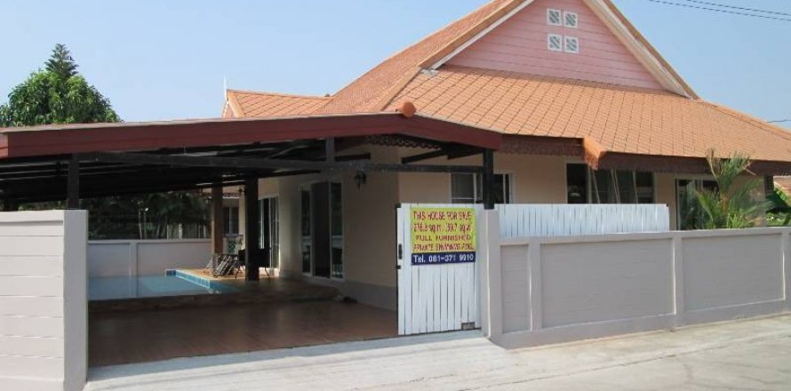 Casa de 3 dormitorios en Pattaya, Tailandia № 54364