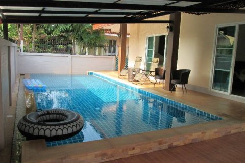 Casa de 3 dormitorios en Pattaya, Tailandia № 54364 - foto 11
