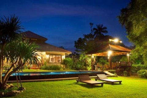 Chalet de 4 dormitorios en Hua Hin, Tailandia № 202791