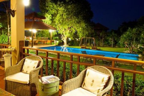 Chalet de 4 dormitorios en Hua Hin, Tailandia № 202791 - foto 3