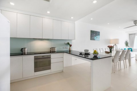 Condo in Ko Samui, Thailand, 3 bedrooms  № 66695 - photo 10