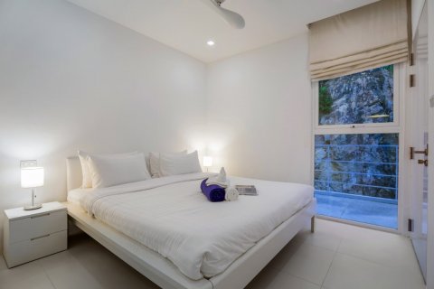Condo in Ko Samui, Thailand, 3 bedrooms  № 66695 - photo 11