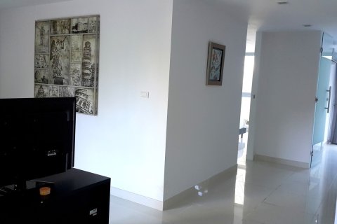 Condominio de 2 dormitorios en Pattaya, Tailandia № 205339 - foto 9