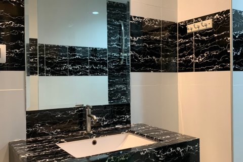 Condominio de 1 dormitorio en Pattaya, Tailandia № 205337 - foto 4