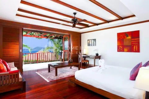Casa de 3 dormitorios en Patong, Tailandia № 205908 - foto 17