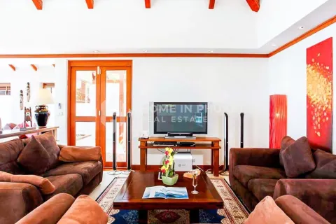 Casa de 3 dormitorios en Patong, Tailandia № 205908 - foto 10