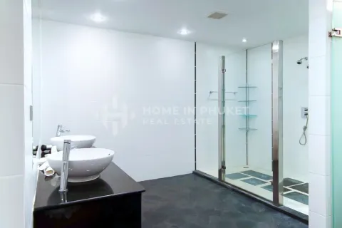 Casa de 3 dormitorios en Patong, Tailandia № 205908 - foto 30
