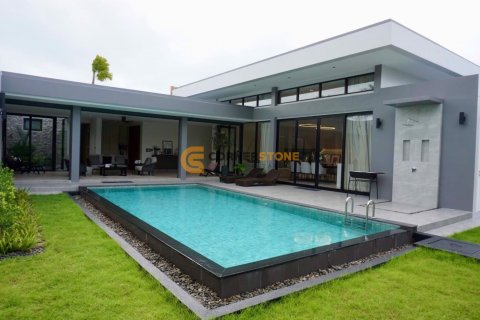 Estudio en Pattaya, Tailandia № 26631