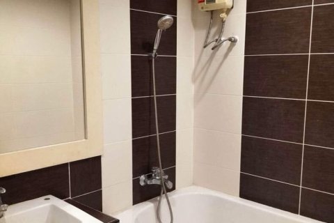 Condominio de 3 dormitorios en Yan Nawa, Bangkok, Tailandia № 164274 - foto 11