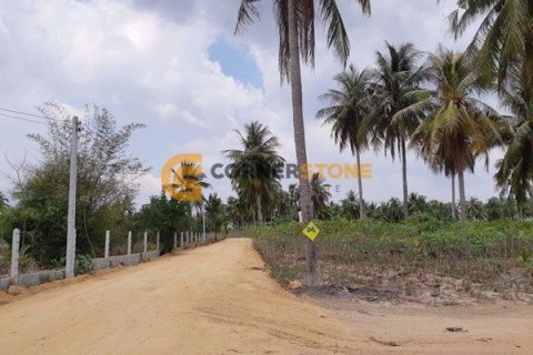 Terreno en Bang Lamung, Tailandia № 26465 - foto 7
