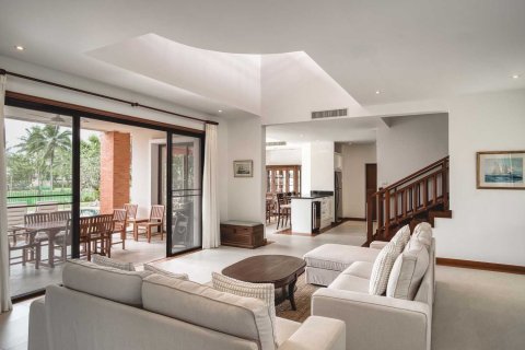 House in Bang Tao, Thailand 4 bedrooms № 36583 - photo 4