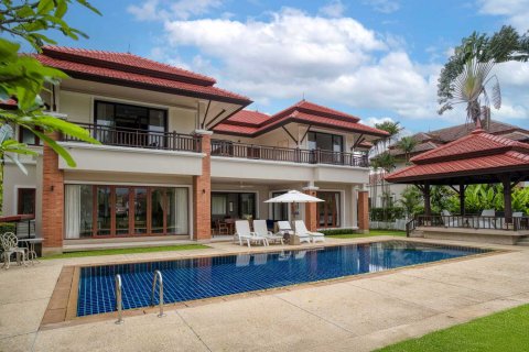 House in Bang Tao, Thailand 4 bedrooms № 36583 - photo 2