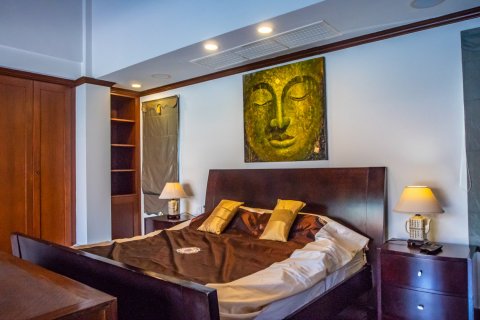 House in Bang Tao, Thailand 4 bedrooms № 3341 - photo 10