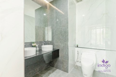 Casa de 3 dormitorios en Chiang Mai, Tailandia № 162636 - foto 24