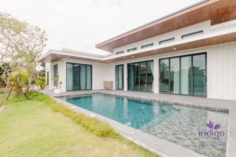 Casa de 3 dormitorios en Chiang Mai, Tailandia № 162636 - foto 7
