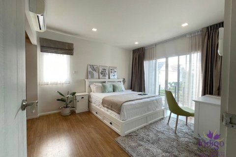 Casa de 4 dormitorios en Chiang Mai, Tailandia № 162641 - foto 25