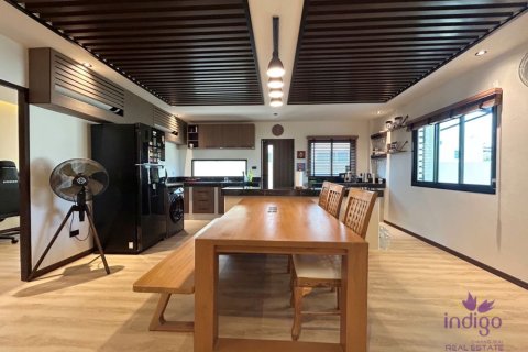 House in Chiang Mai, Thailand 4 bedrooms № 162639 - photo 24