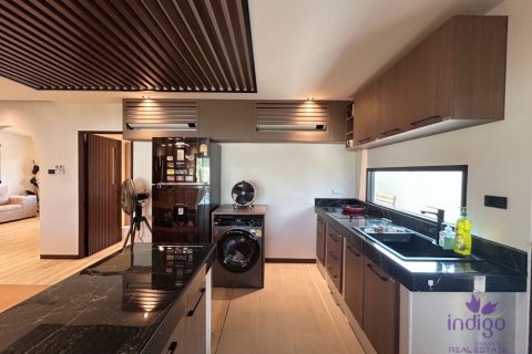 House in Chiang Mai, Thailand 4 bedrooms № 162639 - photo 8
