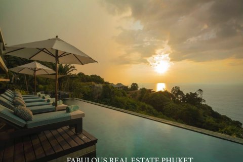 Chalet de 6 dormitorios en Kamala, Tailandia № 179796 - foto 9